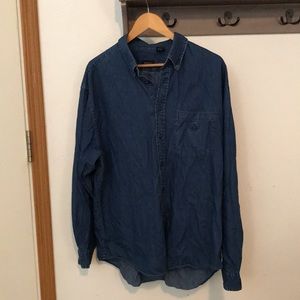 IZOD jean shirt blue, long sleeve, button down, size Xlarge